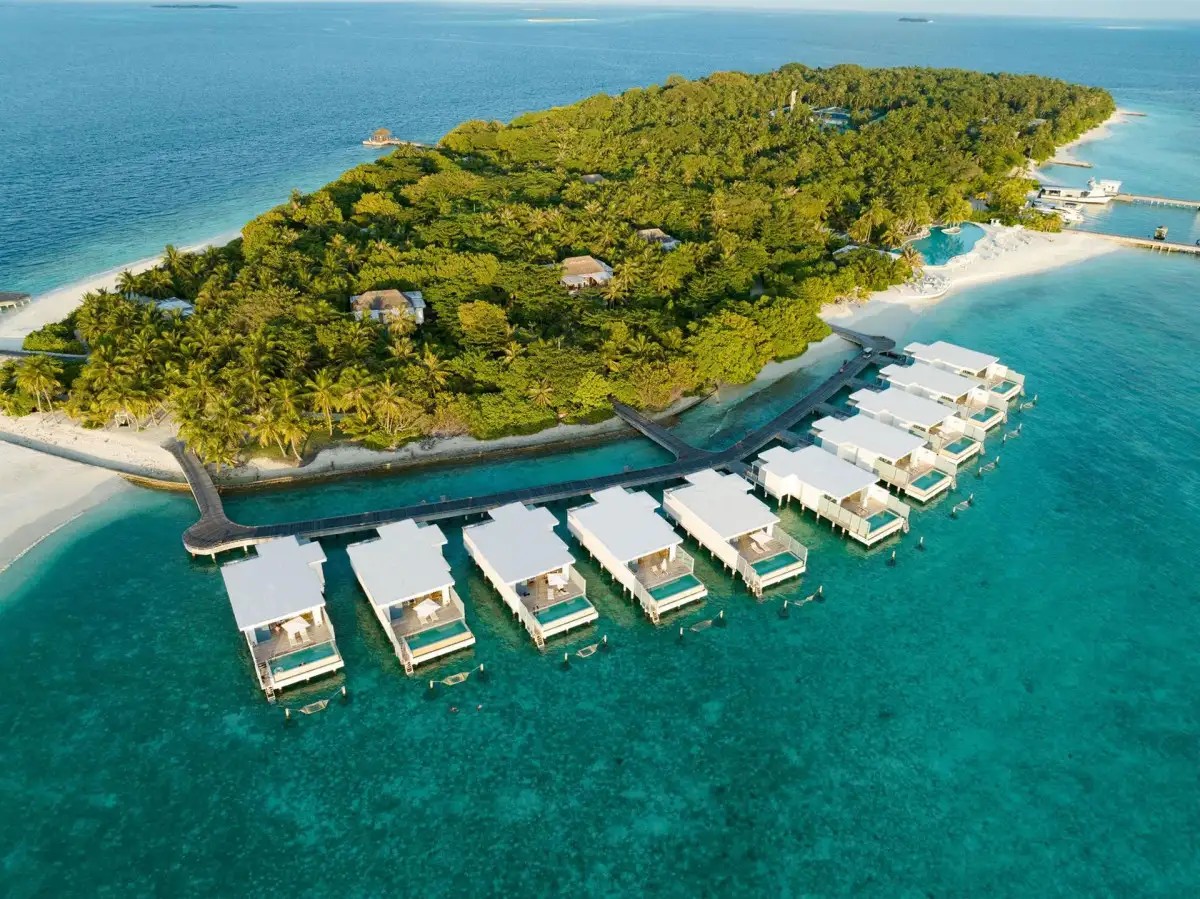 AMILLA MALDIVES RESORT & RESIDENCES (EX. AMILLA FUSHI)