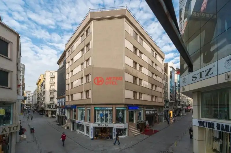 METRO HOTEL LALELI